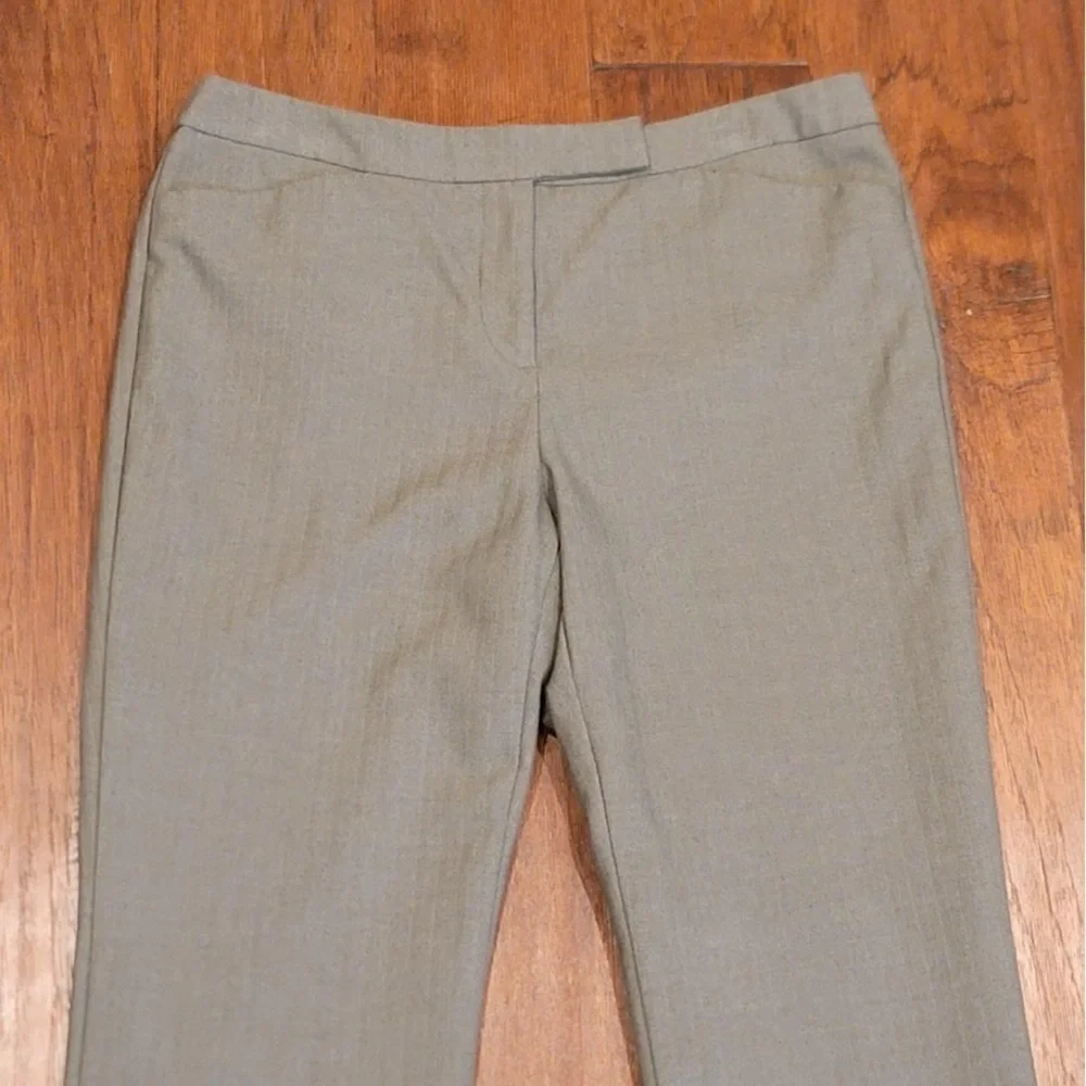 Size 8 WORTHINGTON Women's Light Green Lined Dress Pants